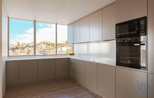 Apartamento T2 em Madeira de 128,00 m²