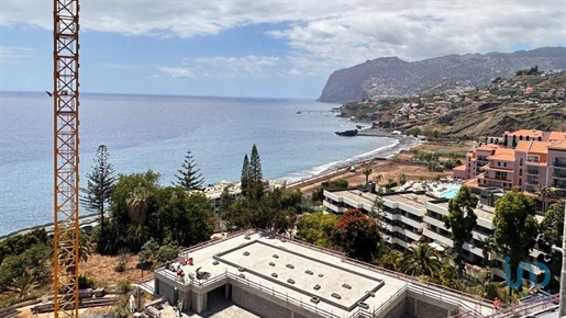Apartment with 2 Rooms in Madeira with 94,00 m²