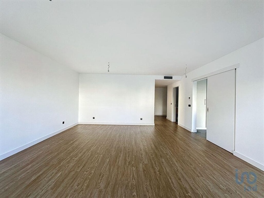 Apartamento T2 em Madeira de 105,00 m²