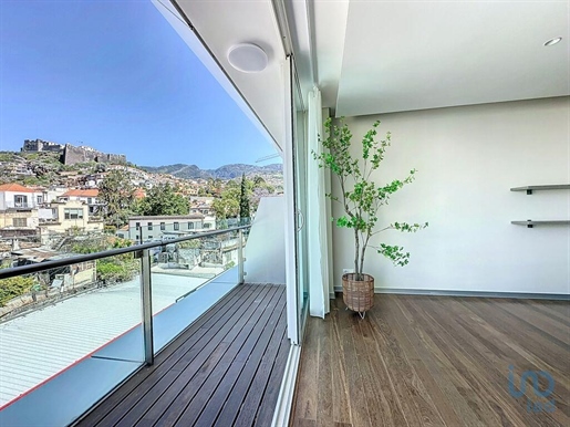 Apartamento T3 em Madeira de 215,00 m²