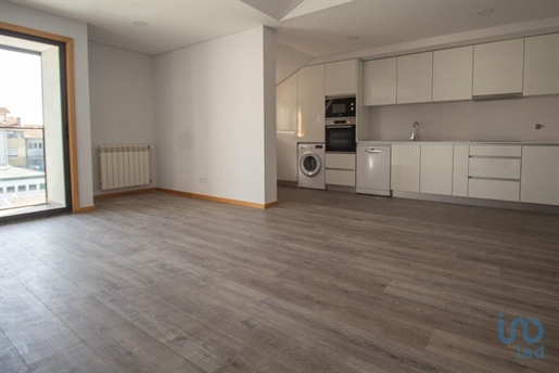 Appartement met 2 Kamers in Aveiro met 92,00 m²