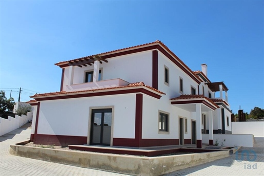 Casa / Villa T4 em Leiria de 189,00 m²