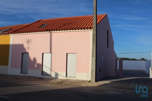 House with 3 Rooms in Leiria with 115,00 m²