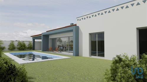 Maison T3 à Leiria de 145,00 m²