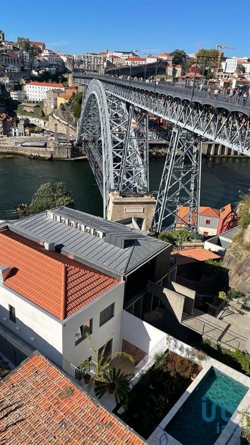 Apartment with 1 Rooms in Porto with 40,00 m²