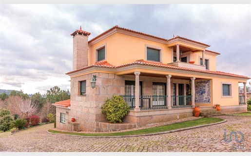 Home / Villa with 5 Rooms in Vila Real with 644,00 m²