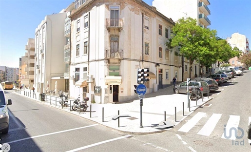 Apartment with 4 Rooms in Lisboa with 79,00 m²