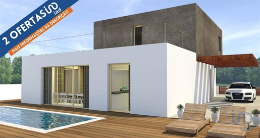 Huis met 4 Kamers in Leiria met 197,00 m²