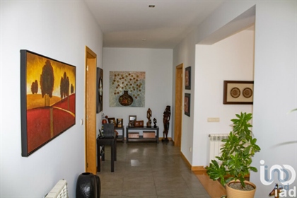 Home / Villa with 4 Rooms in Vila Real with 313,00 m²