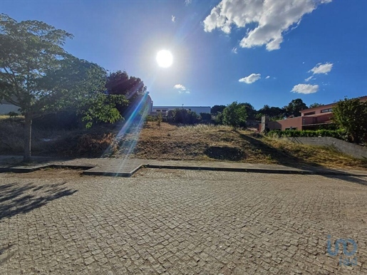 Construction land in São Pedro de Sarracenos with 684,00 m²