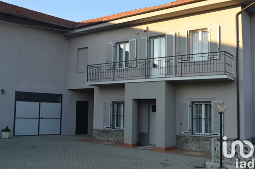 Verkauf Einfamilienhaus / Villa 428 m² - 6 Zimmer - Asti