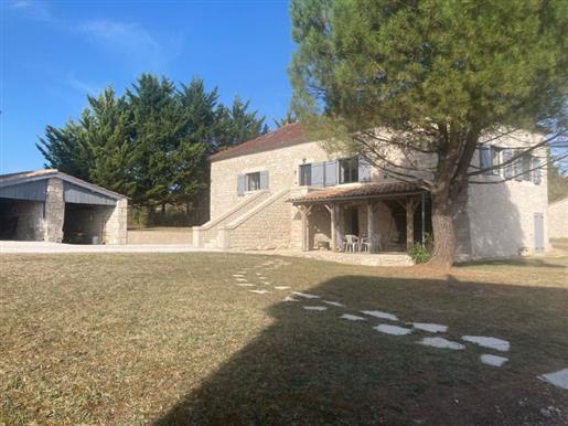 Bright 6-bedroomed family home with swimming pool, set on a plot of approx.6300sqm.