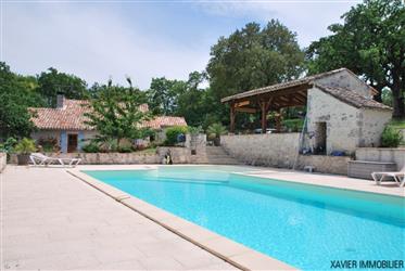 Charmante propriété avec studio et 2 chambres indépendante, piscine, située sur terrain de 8000m².