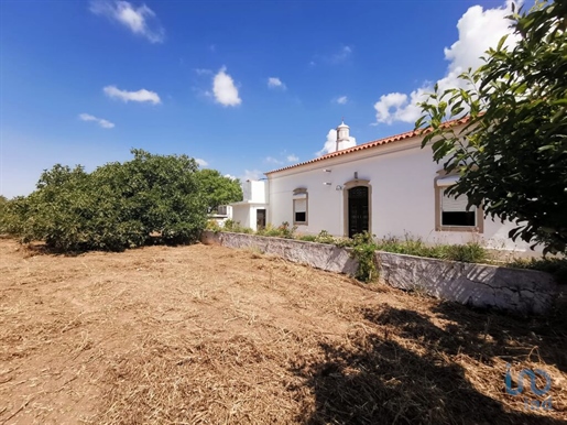 Casa / Villa T3 em Faro de 180000,00 m²