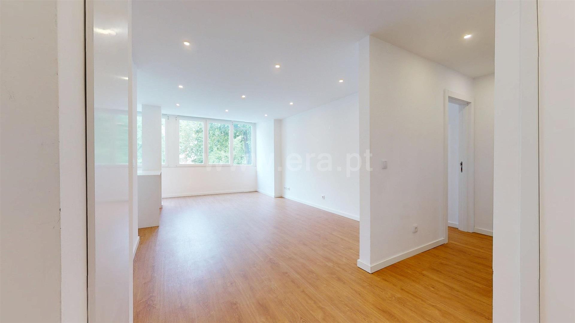 Compra: Apartamento (1500)