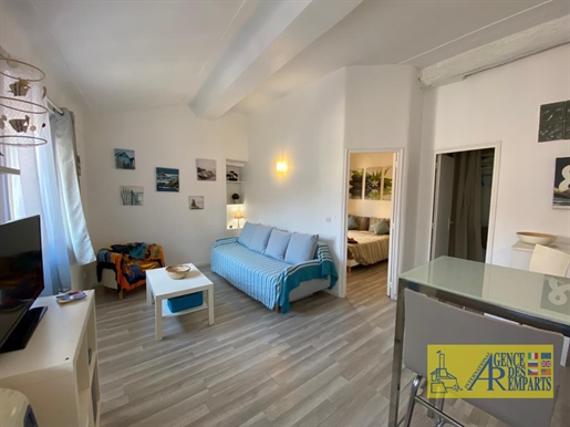 Antibes Vieil Antibes 2 Rooms Entirely Renovated In The Heart Of The Old Town