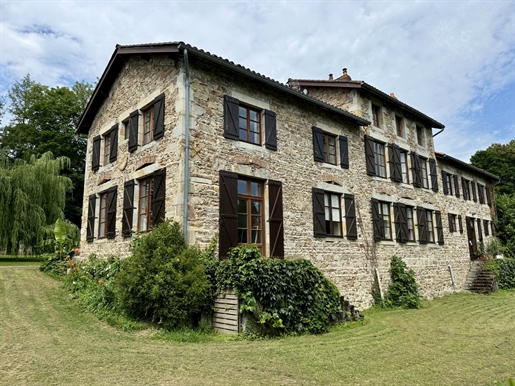 Magnifique Maison de Caractère en Pierres et son domaine éques