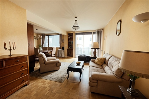 Purchase: Apartment (63000)