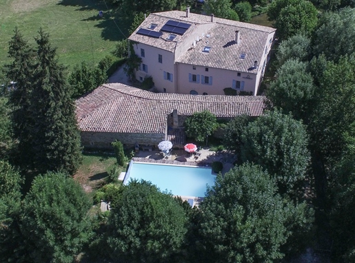Drôme Provençale Crupies, 18th century guest house 525m2, 12 bedrooms, swimming pool, on 1ha 11a 15c