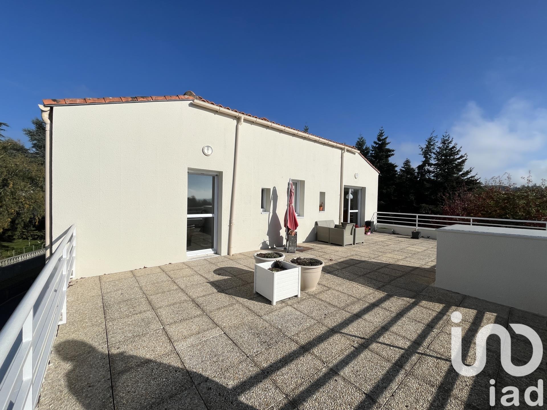 Appartement à vendre, 68m², Pouzauges