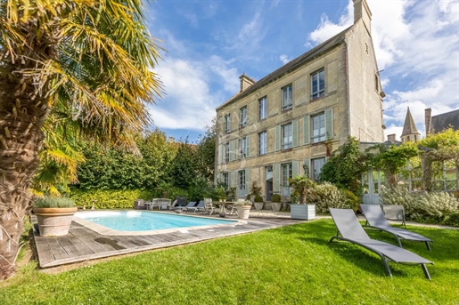 Exceptional property - Caen North, Mansion with winter garden and swimming pool on a 2,700m² (29,063