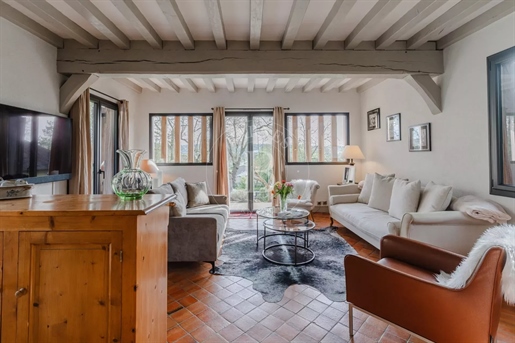 Deauville - Renoviertes reetgedecktes Ferienhaus 3 Schlafzimmer im Garten 660 m²