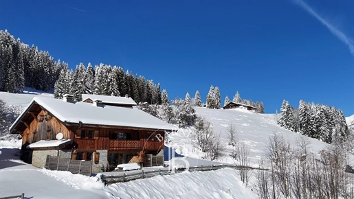 Les Gets - Farm-chalet of 410 sq m (total size) with 2 apartments and 8 bedrooms - Peace and nature