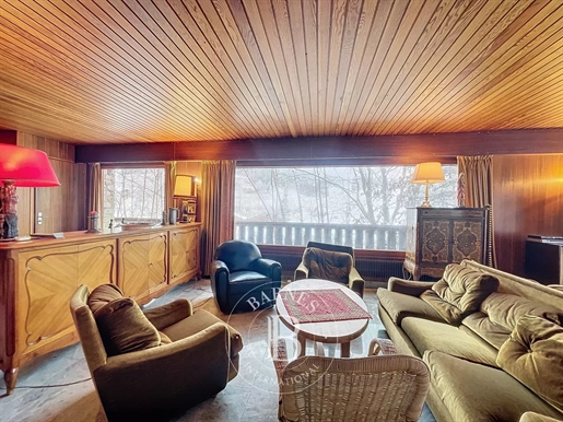Morzine - chalet at 325 sqm to renovate - A couple of meters from the Morzine center.