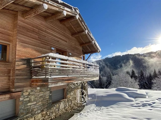 Exclusive mandate - Les Gets - Chalet of 154 sq m (total 178 sq m) - 6 bedrooms - Spa - Absolute cal