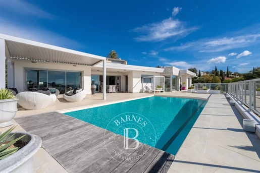 Le Lavandou - Moderne villa - panoramisch zeezicht - verwarmd zwembad - dubbele garage