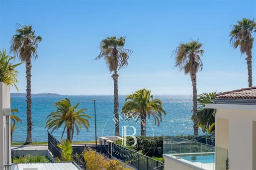 For Sale - Bandol - Apartment T3 - Sea view - Luxury residence