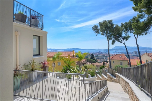 Exclusivité - Toulon - Villa vue mer rénovée entièrement - Piscine