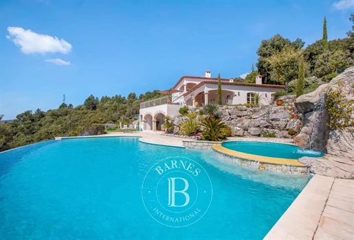 Cabris - Elegant property with breathtaking views - 6 bedrooms and a studio