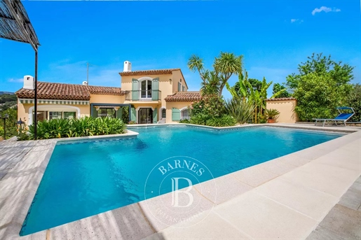 Valbonne - In dominant position - Panoramic views - 6 bedrooms