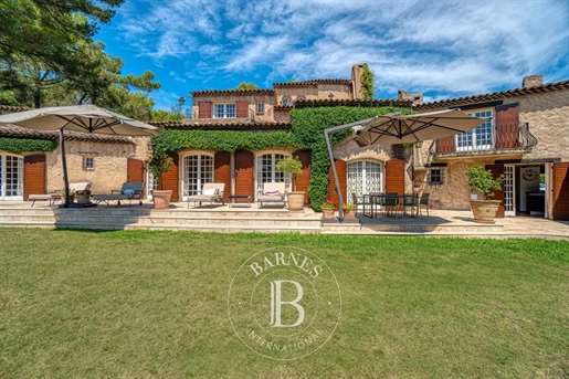 Grasse- Charming Estate with grounds of 2 hectares