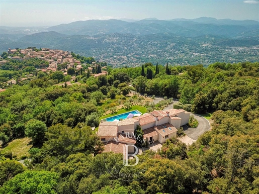 Cabris - Magnificent property with stunning views