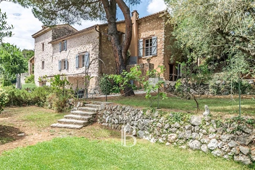 Roquefort-Les-Pins - Authentic farm house - 7 bedrooms - Swimming Pool