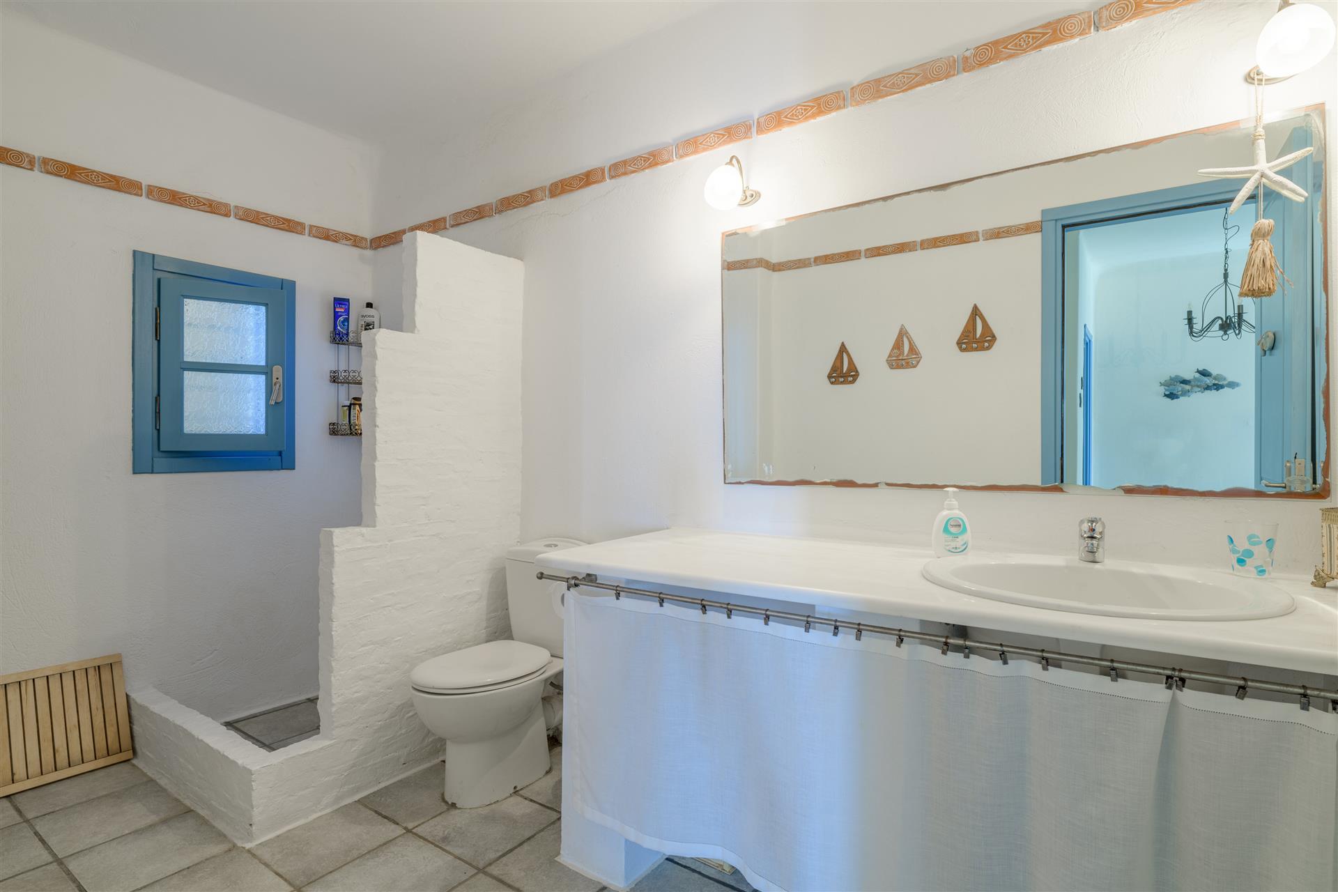 Seaview Maisonette