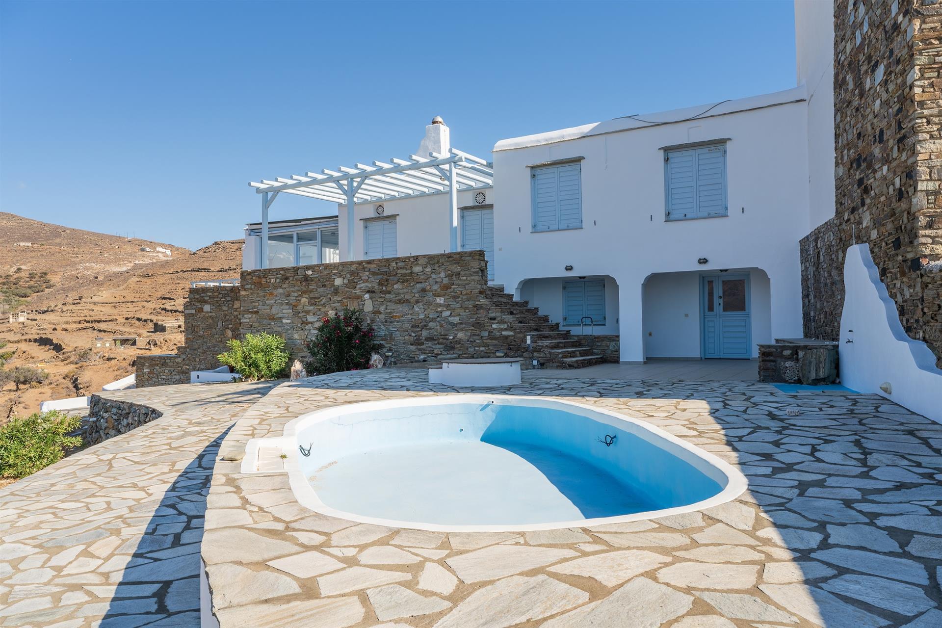 Cycladic Complex with Sea View