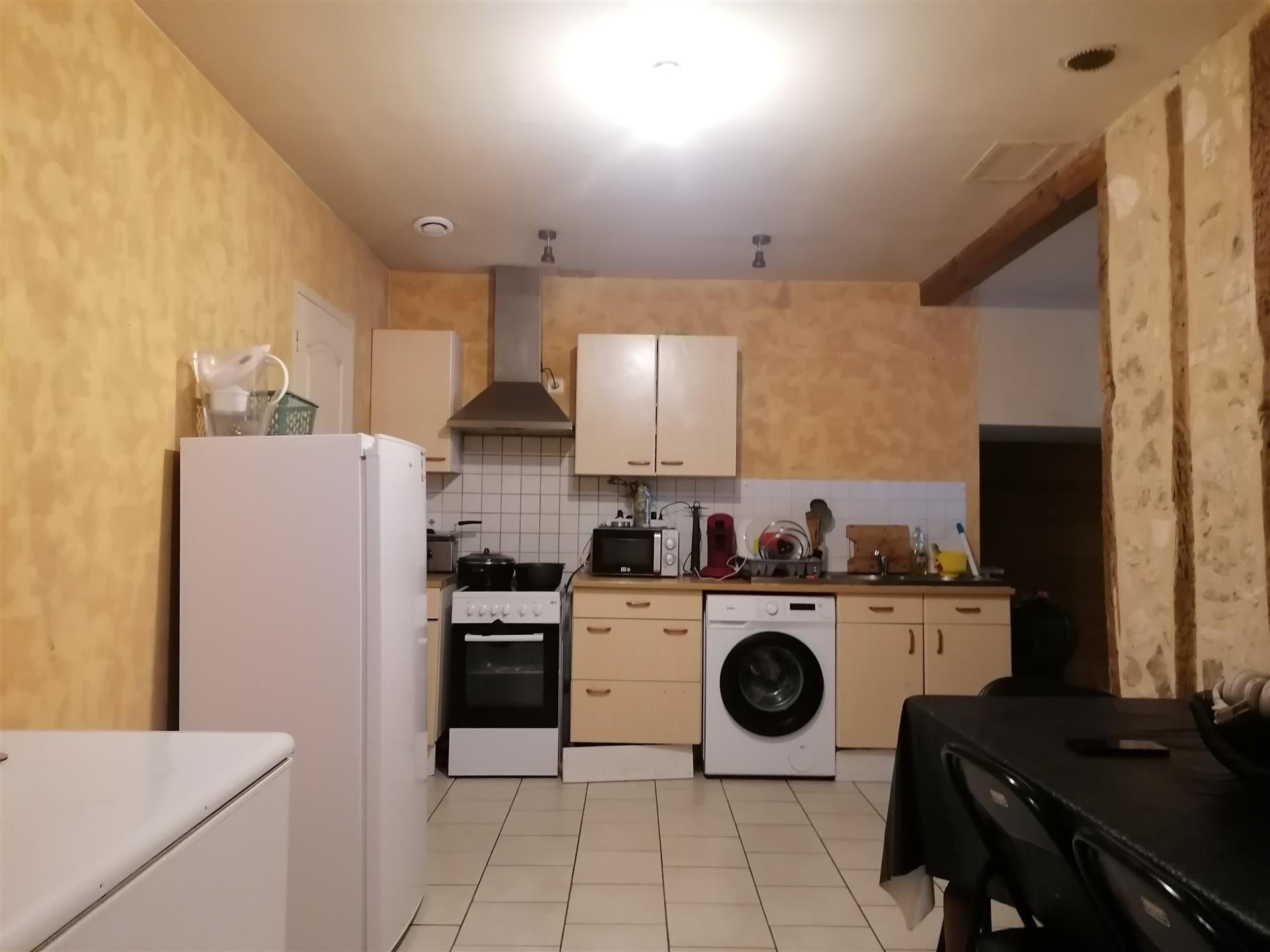Kupnja: Nekretnina (24300)