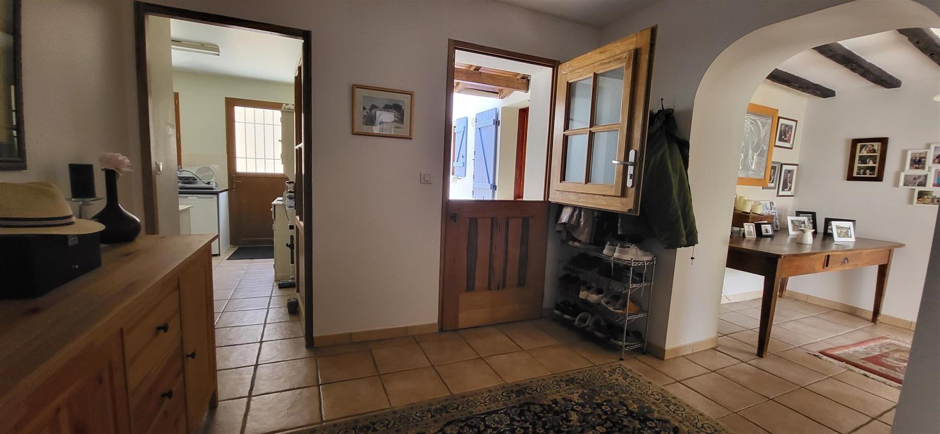 Renovated Old House With A Garden Of 1650 M2 In The Midst Of Nature 