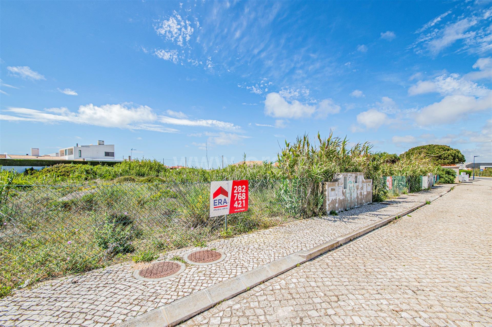 Terrain à bâtir avec 443m2, Sagres