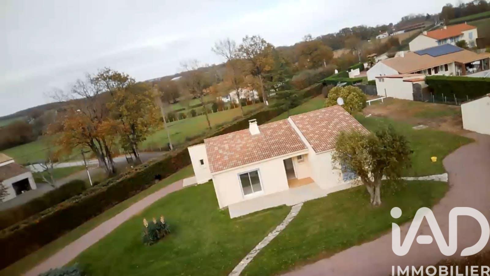 Maison à vendre, 100m², Saint-Cyr-des-Gâts