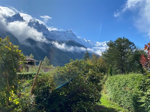 Semi-Detached chalet with very pretty Mont Blanc view