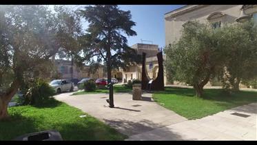 Taras jednorodzinny Plac Świętego Piotra 9, Zollino