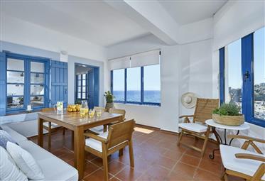 Une maison spacieuse avec vue sur la mer sur l’île de Crète, Grèce