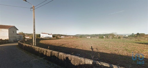 Construction land in Braga with 9785,00 m²