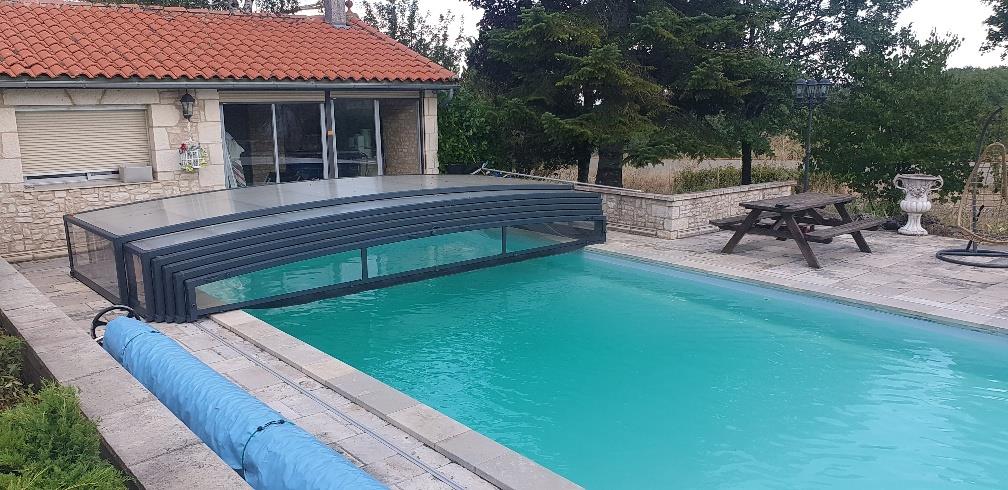 Luxury property on 17h of meadow and woods