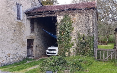 5km from Villefranche de Rouergue, House to renovate of the seventeenth century