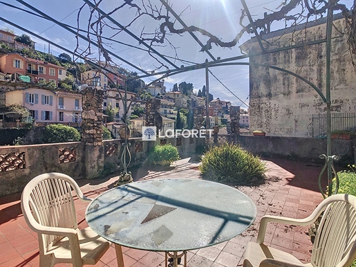 Menton 3-room apartment of 90 m2, to rehabilitate, with large terrace and garage,